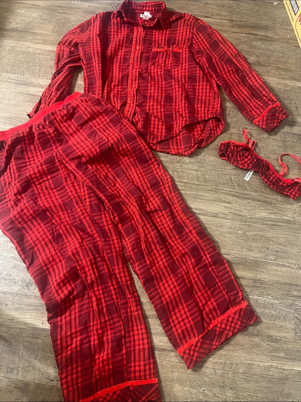 PINK Victoria’s Secret set pj with bras